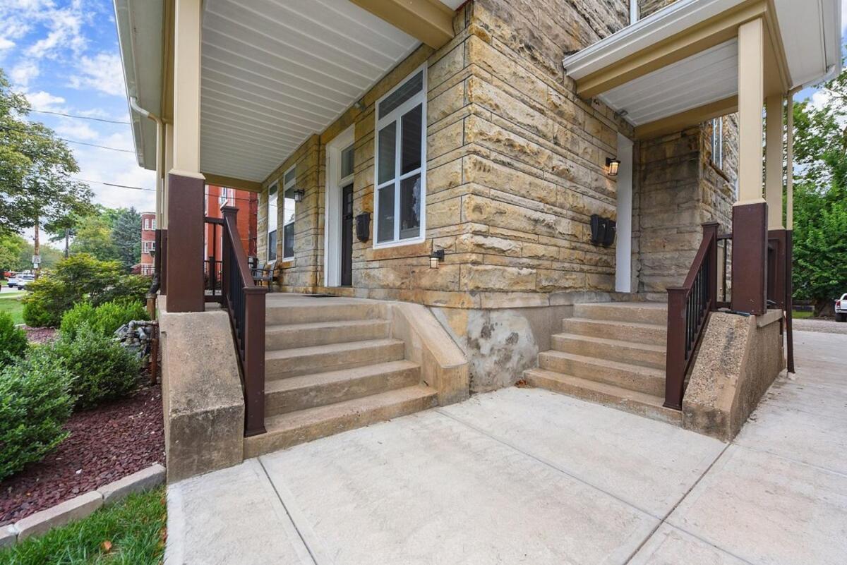 9 Bedroom House With King-Sized Bed Near Bakery Square Pittsburgh Exterior foto